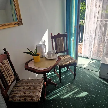 Comfortable Double Close To The Promenade