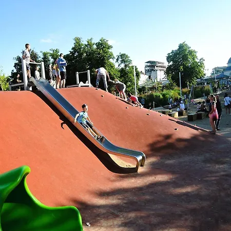 Apartment Comfortable Double Close To The Promenade